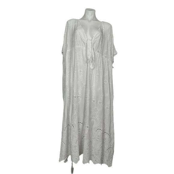 Young Fabulous & Broke White Eyelet Oversized Caftan/Cover Up Dress Size M - Picture 1 of 16